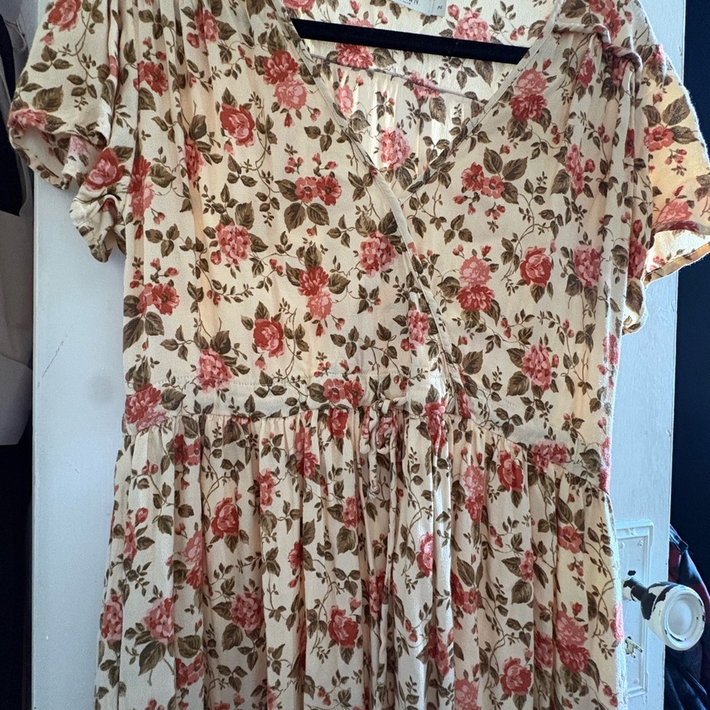 Christy Dawn Cream Dress with Pink Floral Print - Picture 3 of 4